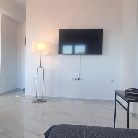 Ellis-Suites Nea Peramos Kavala מראה חיצוני תמונה