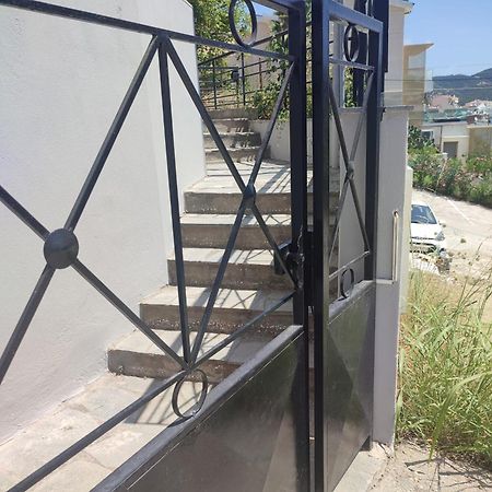 Ellis-Suites Nea Peramos Kavala מראה חיצוני תמונה