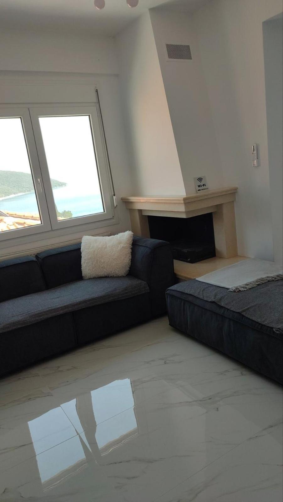 Ellis-Suites Nea Peramos Kavala מראה חיצוני תמונה