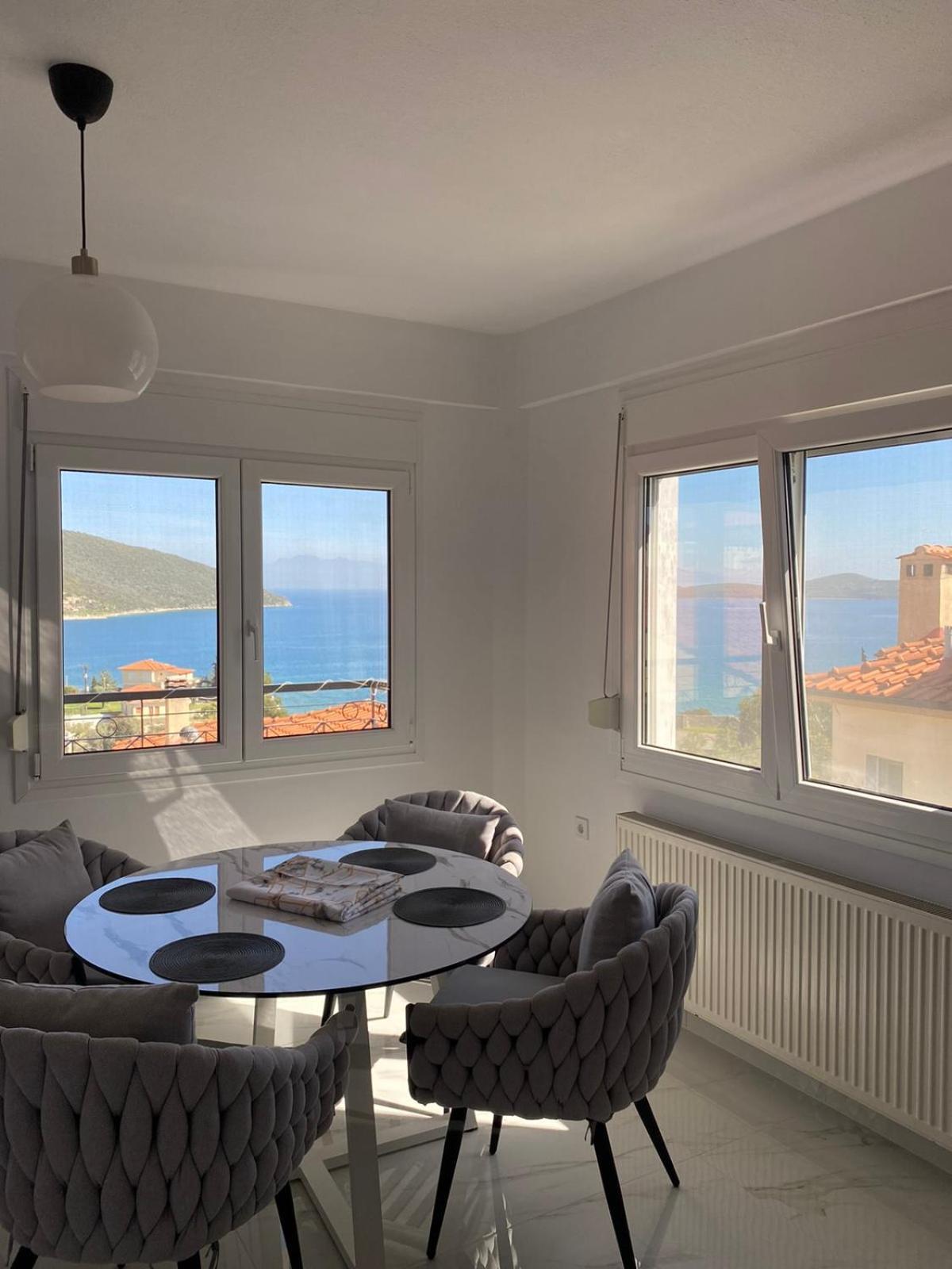 Ellis-Suites Nea Peramos Kavala מראה חיצוני תמונה