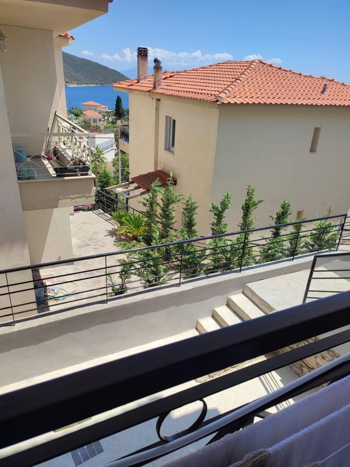 Ellis-Suites Nea Peramos Kavala מראה חיצוני תמונה